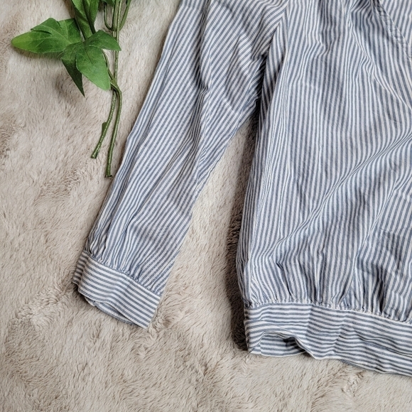 ✨️CL Madewell Blue White Stripe Cropped Top Sash Accent Size XXS - Picture 3 of 11